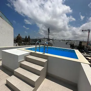  Apartment Korzo Luxury Penthouse With Pool Malta